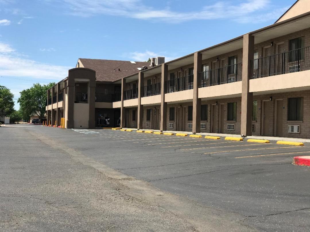 Days Inn By Wyndham Albuquerque West Exterior photo